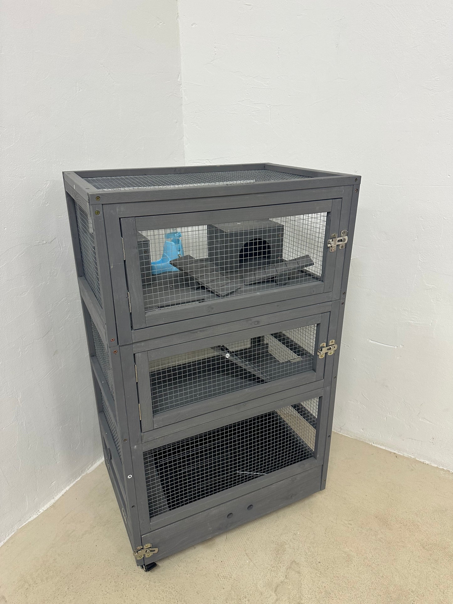 Дървена клетка за гризачи на 4 нива с къщички, люлка, купички за храна, рампи и колелца PawHut